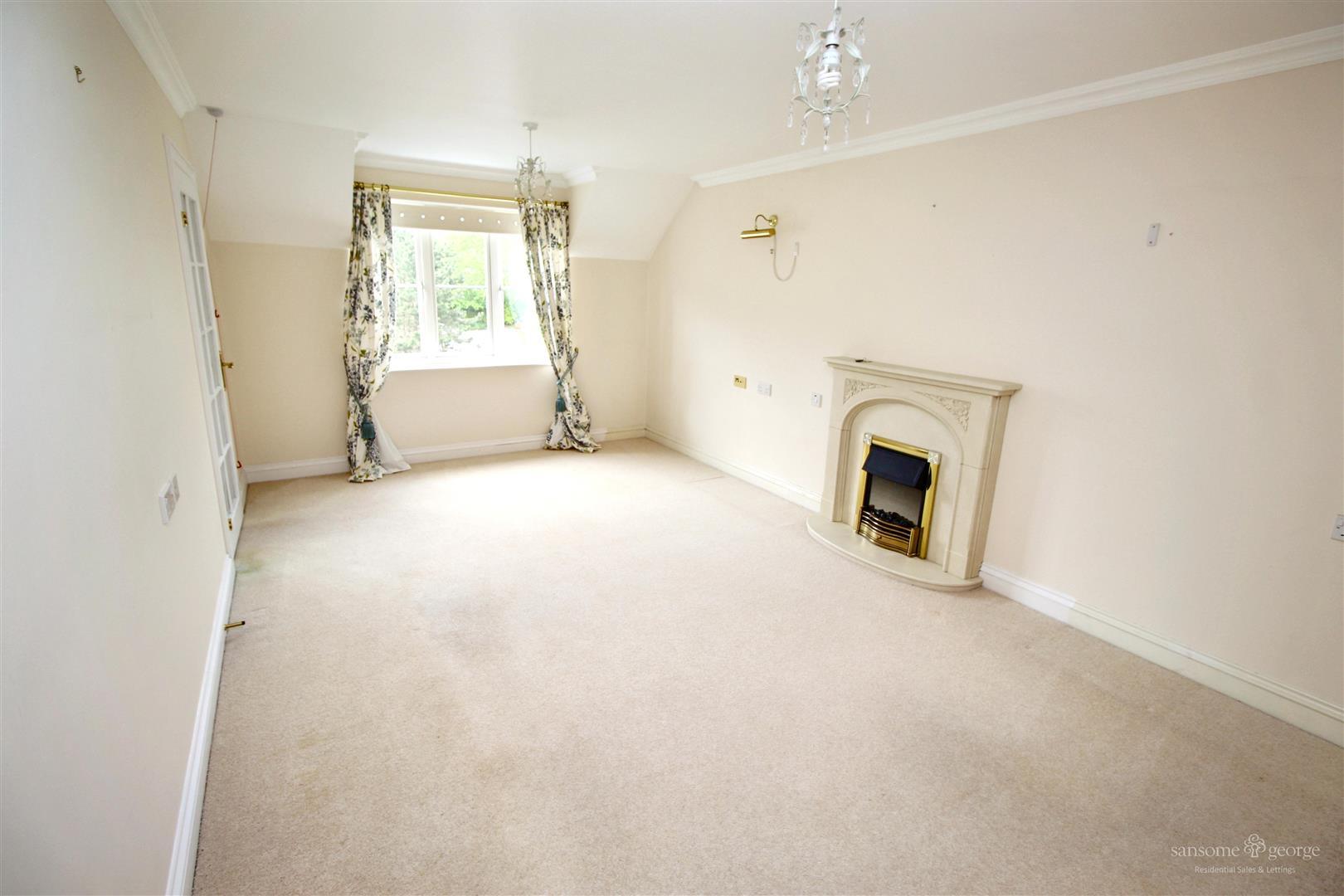 Bath Road, Calcot, Reading